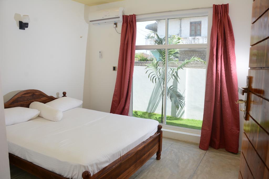 Hotel Tobiko تريكونامالاي المظهر الخارجي الصورة